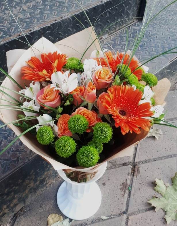 Букет цветов из: Герберы, Хризантемы, Альстромерии и Розы в Константиновском