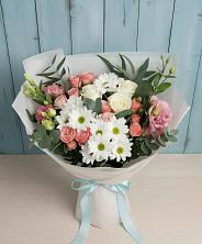 Букет цветов из:  Розы, Лизиантусы и Хризантемы в Константиновском