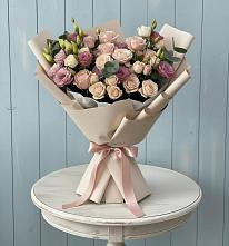 Букет цветов из:  Розы и Лизиантусы в Константиновском