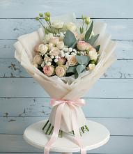 Букет цветов из:  Розы и Лизиантусы #REPLACE_PRED# Константиновском