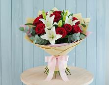 Букет цветов из:  Лилии и Розы #REPLACE_PRED# Константиновском