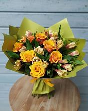 Букет цветов из:  Альстромерии и Розы в Константиновском