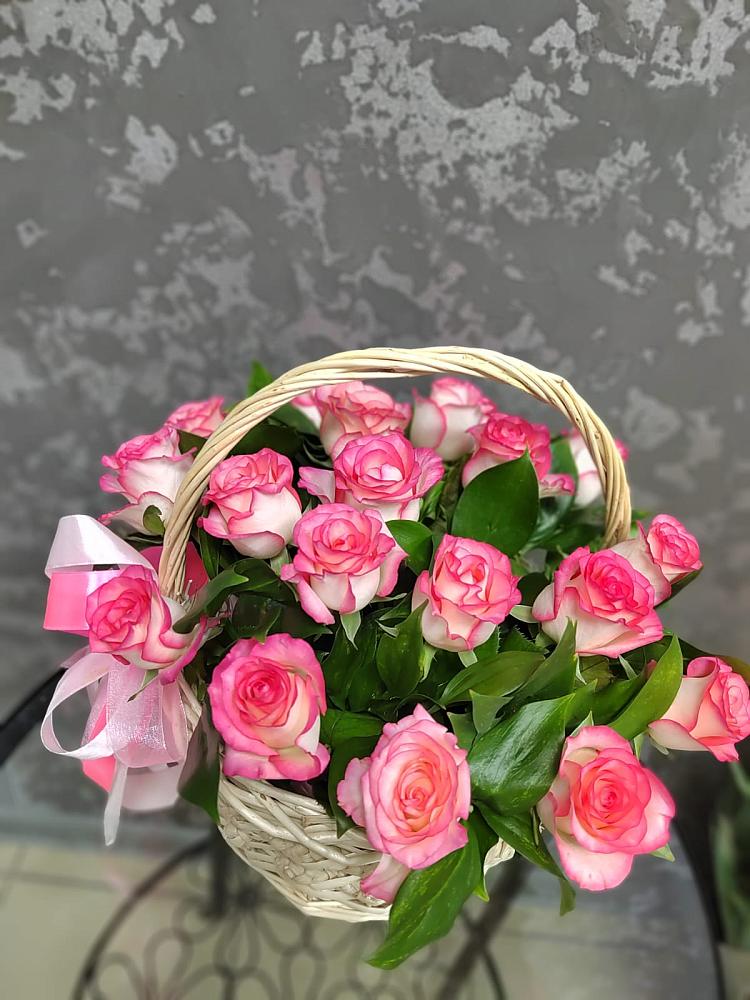 Цветочная композиция из Розы в корзине в Константиновском