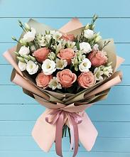 Букет цветов из:  Розы, Альстромерии и Лизиантусы в Константиновском