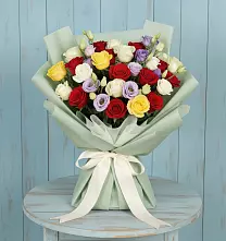 Букет цветов из:  Розы в Константиновском