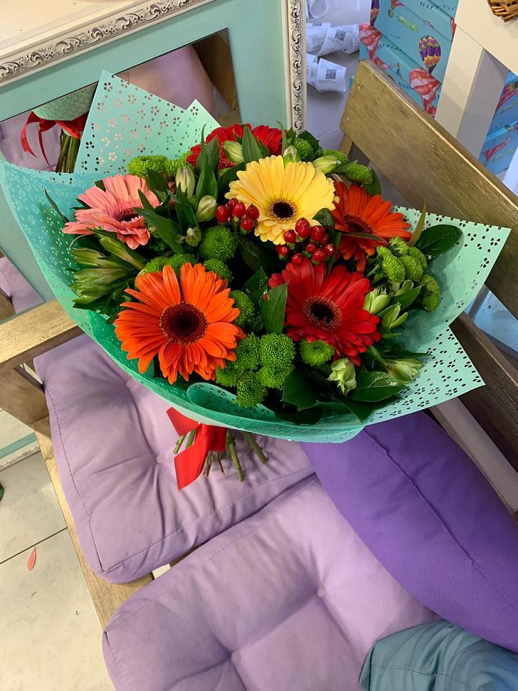 Букет цветов из: Герберы, Хризантемы и Альстромерии в Константиновском