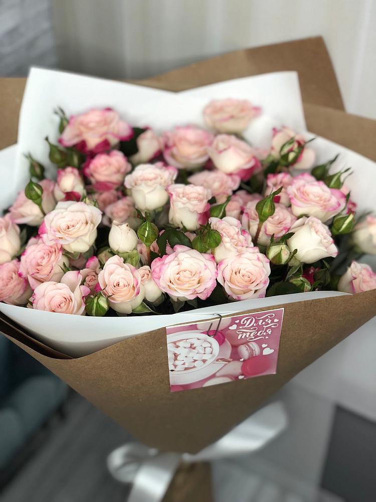 Букет цветов из: Розы в Константиновском