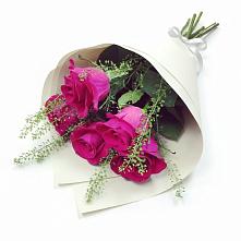 Букет цветов из:  Розы в Константиновском
