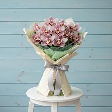 Букет цветов из:  Орхидеи и Розы в Константиновском