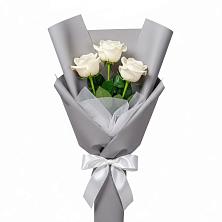 Букет 3 белые розы в Константиновском