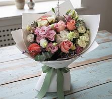 Букет цветов из:  Розы, Лизиантусы и Гвоздики #REPLACE_PRED# Константиновском