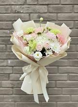 Букет цветов из:  Гвоздики, Розы, Лизиантусы и Хризантемы в Константиновском