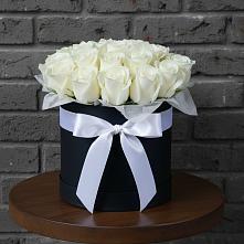 Цветочная композиция из Розы в шляпной коробке в Константиновском