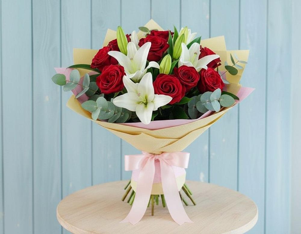 Букет цветов из: Лилии и Розы в Константиновском